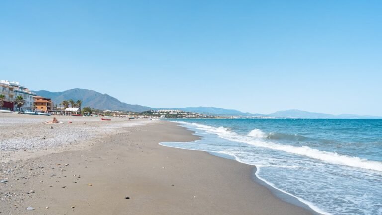 PLAYA DE LAS ARENAS